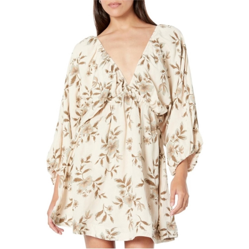 Free People Portia Floral Long Sleeve Babydoll Minidress
Size Medium-fully lined
